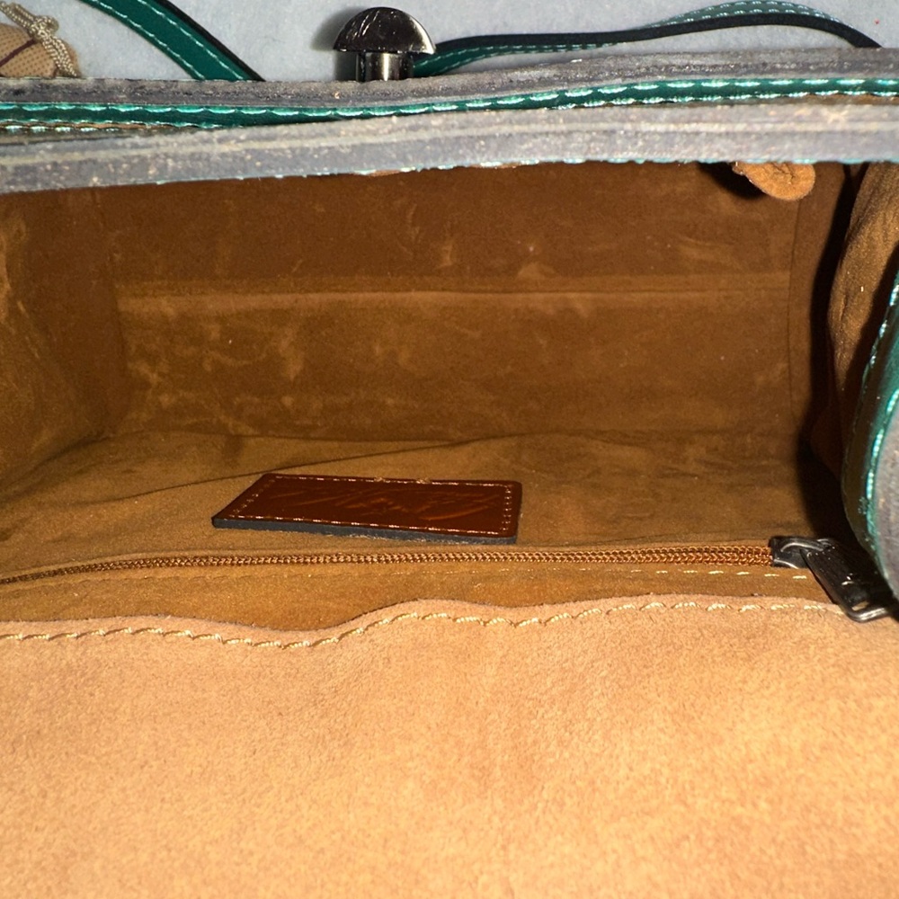 Brand new Patricia Nash Leather Floral Crossbody Bag with Green & Orange Accents - Picture 8 of 9